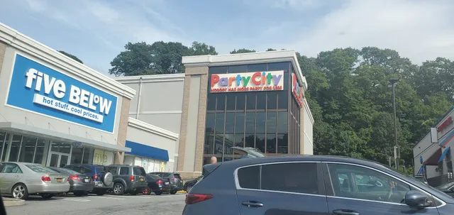 Central Plaza Shopping Center