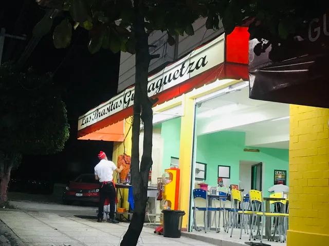 Las Brasitas Guelaguetza