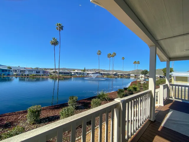 The Lakes at Hemet West