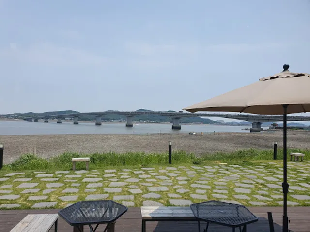 며느리나물보리밥