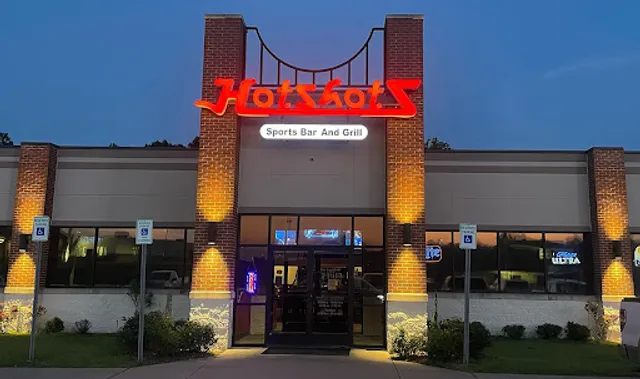 Hotshots Sports Bar & Grill