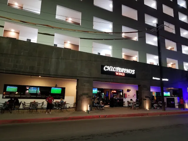 Chiltepino's Wings Medano