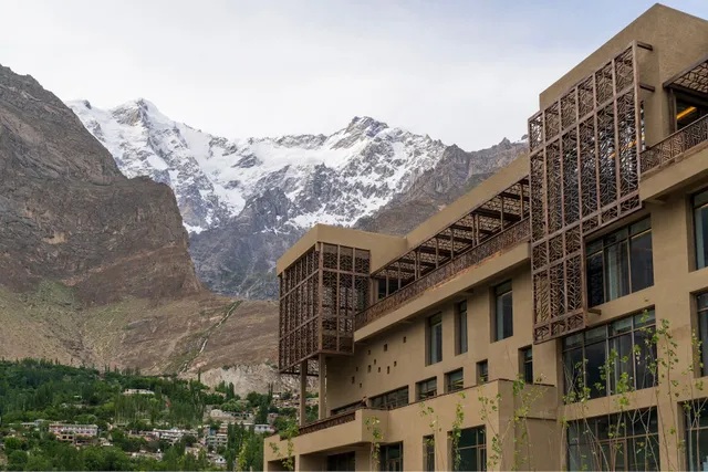 Hunza Serena Hotel