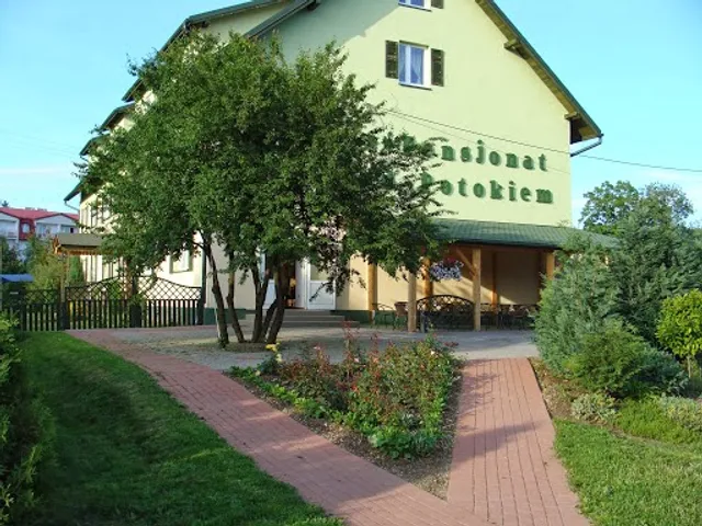 Krzysztof Bachorz "Pokoje Nad Potokiem"