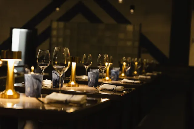 Day Line Rooftop Restaurant & Bar