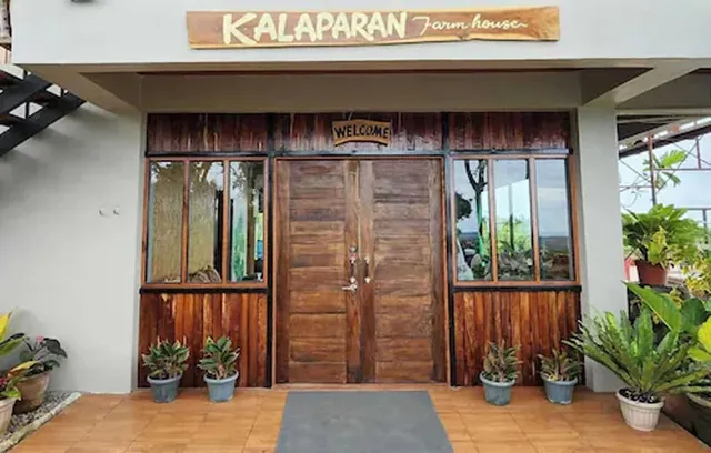 Kalaparan Farm House