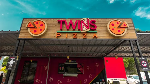 Twins Pizza