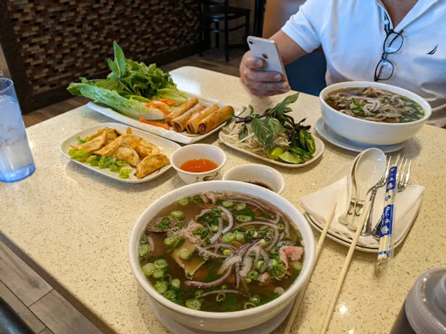 Pho Saigon 8