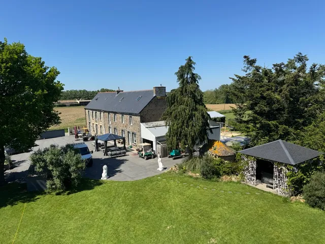 Le Bonheur est en Bretagne Chambres d hôtes avec Spa a la campagne près côte d Erquy & saint Malo #spa #hôtels