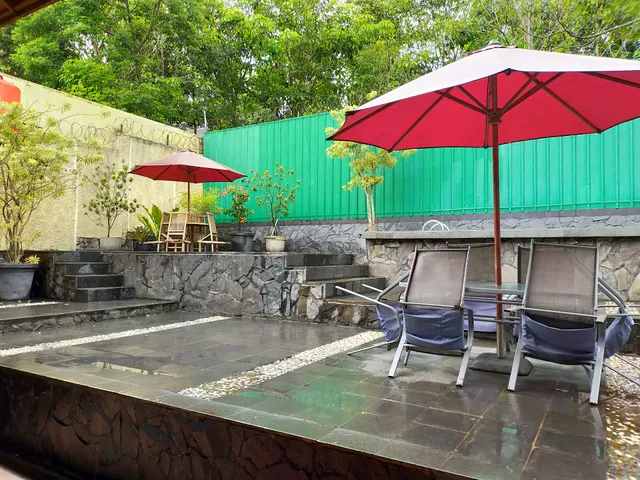 Villa Ims Kampung Daun