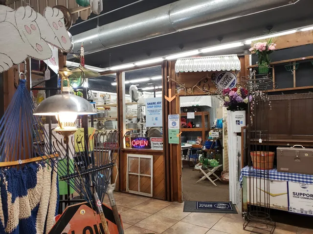 Village Antiques LLC & Velvet's Trading Post