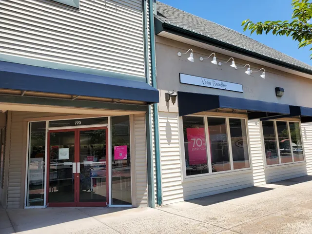 Vera Bradley Outlet