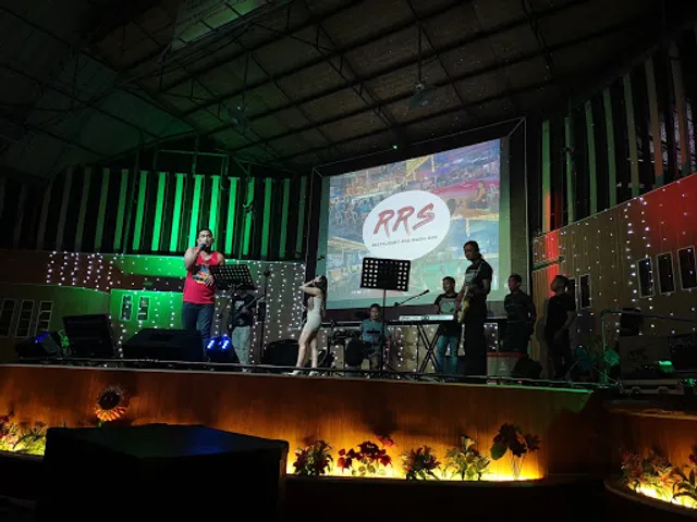 RRS Restaurant and Music Bar