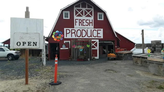 Red Barn Produce/ Red Barn French Deli & Coffee shop