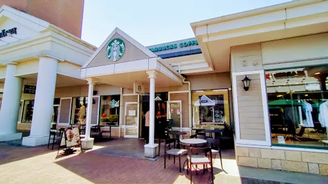Starbucks Coffee - Sano Premium Outlets