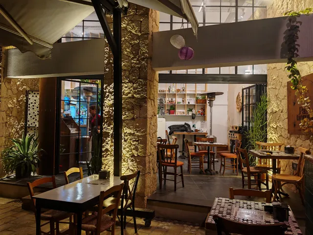 Pasatiempo Restaurant & Bar