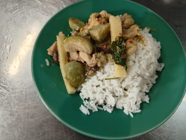 ร้านข้าวแกงป้าอ้วน