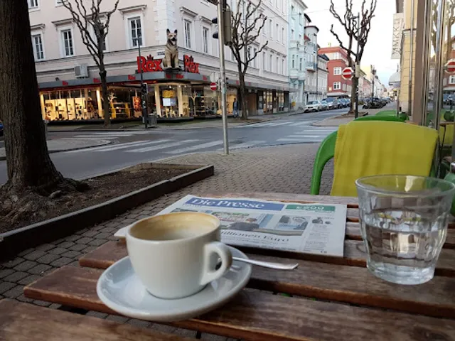 Cafe como coffee & more