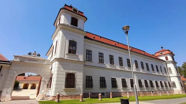 Penta Lux Hotel & Apartment