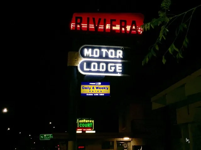 Riviera Motor Lodge