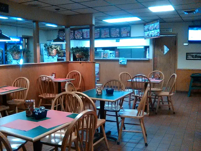 Gino's Pizza & Spaghetti House