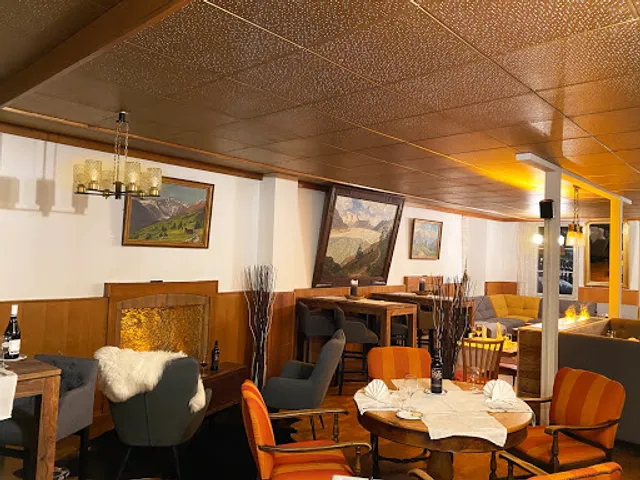 DU GLACIER Boutique & Traditions Hotel, Restaurant & Lounge