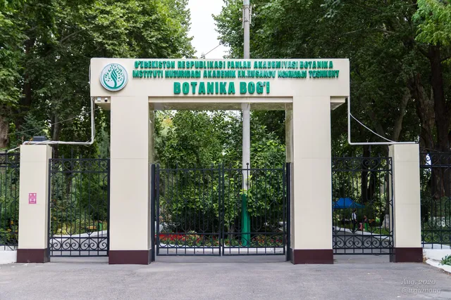 Tashkent Botanical Garden