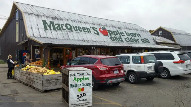 MacQueen Orchards