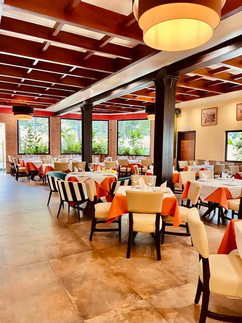 Lee Hamilton Steak House - Restaurante de carnes