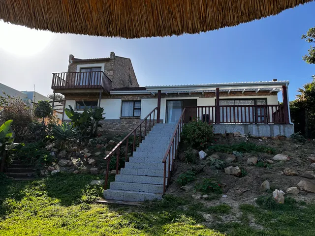 Daarut Taskeen Beach house