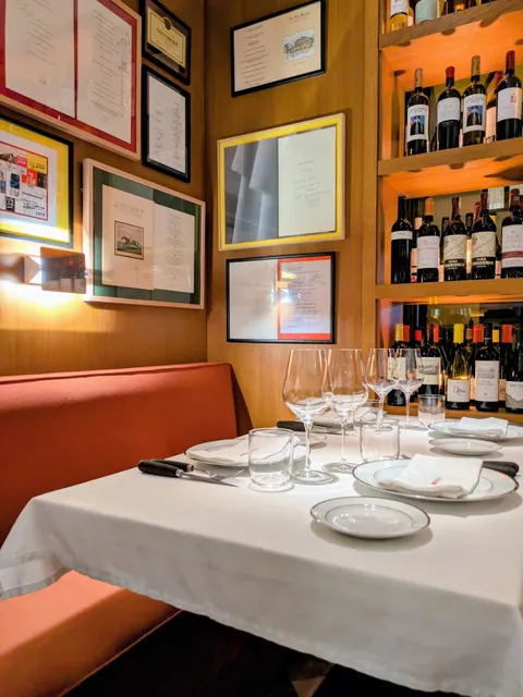 Caja de Cerillas Restaurante