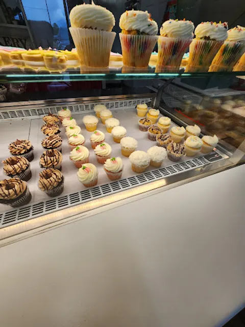 Sugarlicious Bakery