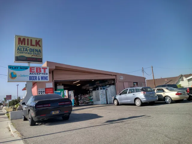 Alta-Dena Liquor Market