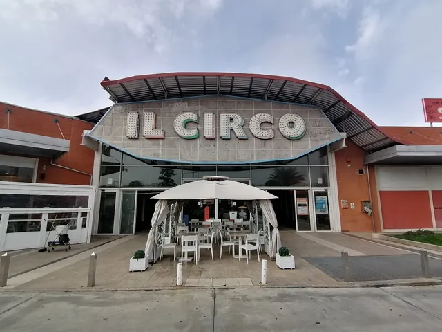 Centro commerciale "Il Circo"