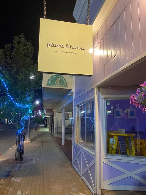 Plums & Honey Creamery