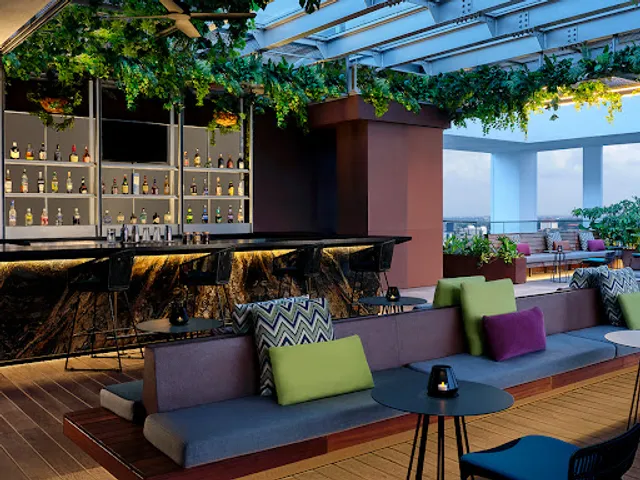 Southside Rooftop Bar & Lounge - Aloft South Jakarta