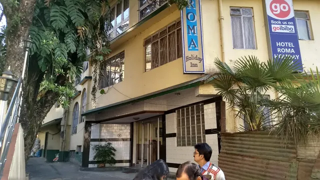 OYO 19940 Roma Holiday Inn