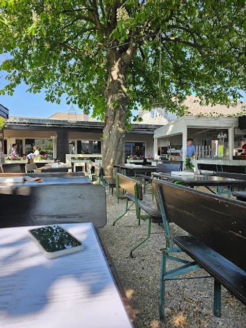 Schutzhaus am Schafberg