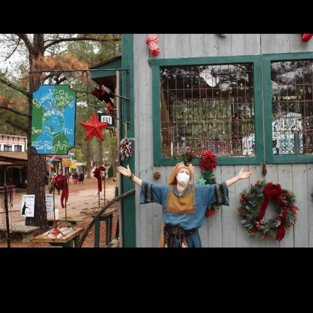 SweetSatya's Earthen Art Shoppe F61