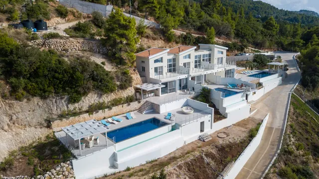 Okeanos Luxury Villas