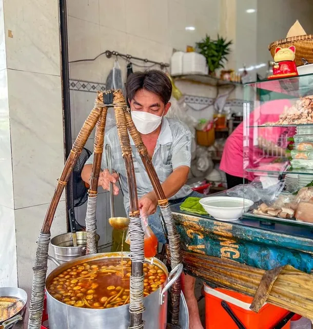 Banh Canh Cua Anh Vũ