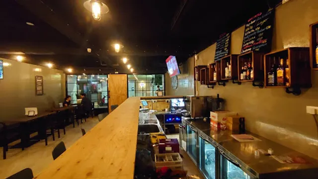 Aye Taipei Bar & Restaurant