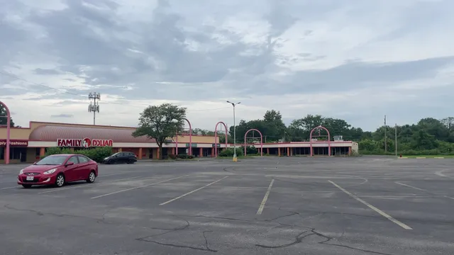 Cahokia Village Shopping Center