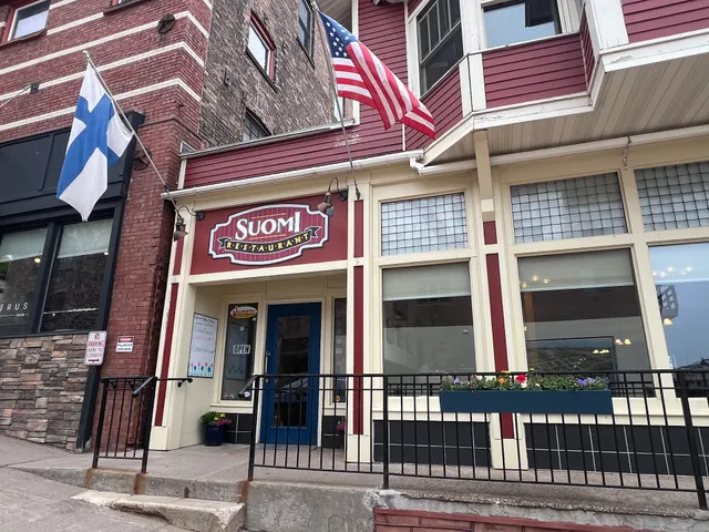 Suomi Home Bakery & Restaurant