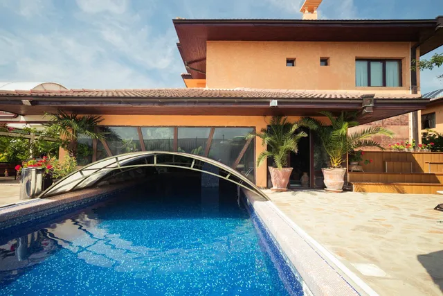 Dallas Residence Hotel