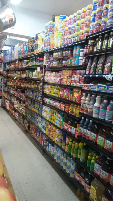 La Marqueta Grocery