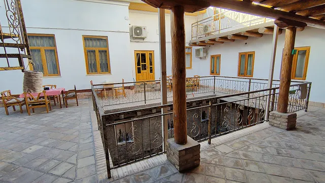 Bed and Breakfast Sarrafon