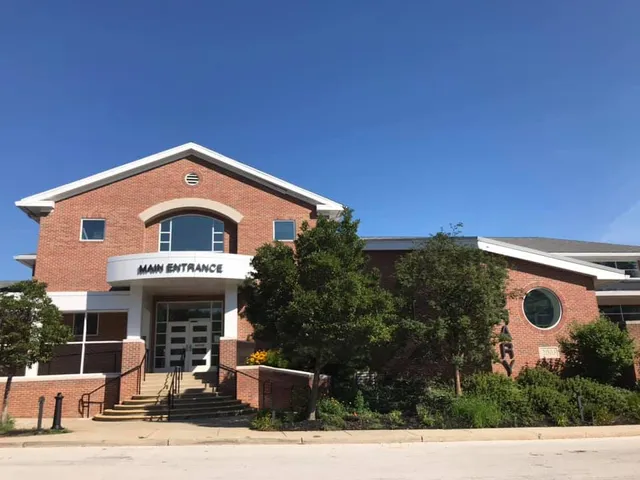 Newtown Public Library