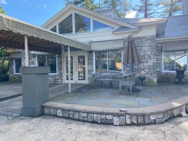 South Street Botanical Designs