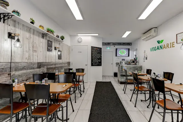 VEGANARIE - RESTO VÉGANE - VEGANERIE